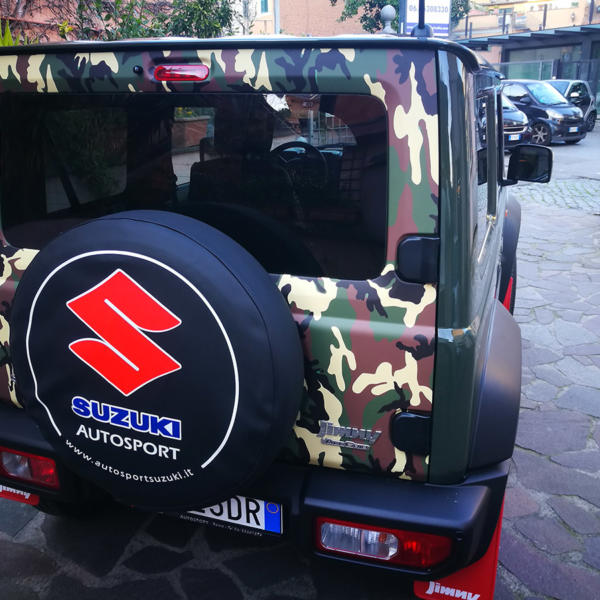 suzuky jimmy camouflage pellicole per rivestimento per auto luxury wrap roma 00009 - Luxury Wrap