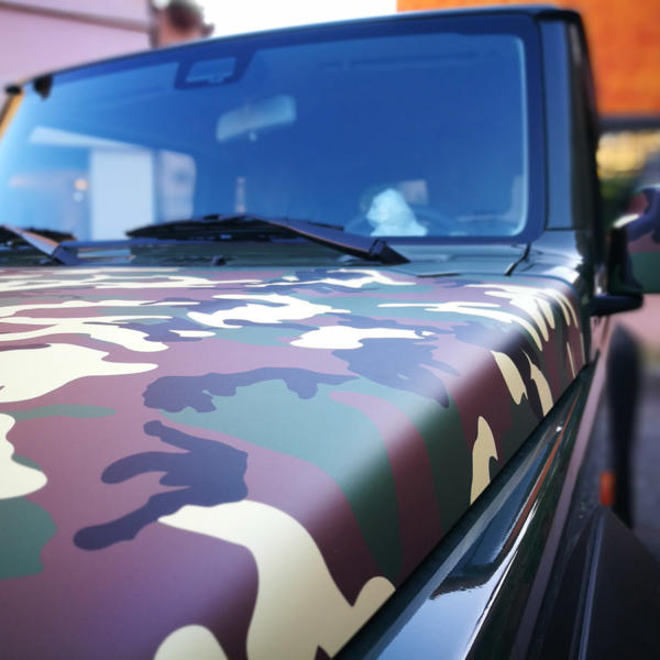 suzuky jimmy camouflage pellicole per rivestimento per auto luxury wrap roma 00012 - Luxury Wrap