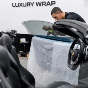 oscuramento vetri auto roma pellicole certificate luxury wrap